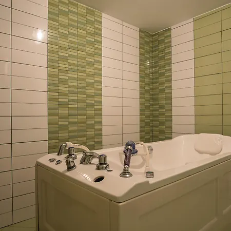 Apartment Prestige Ii *